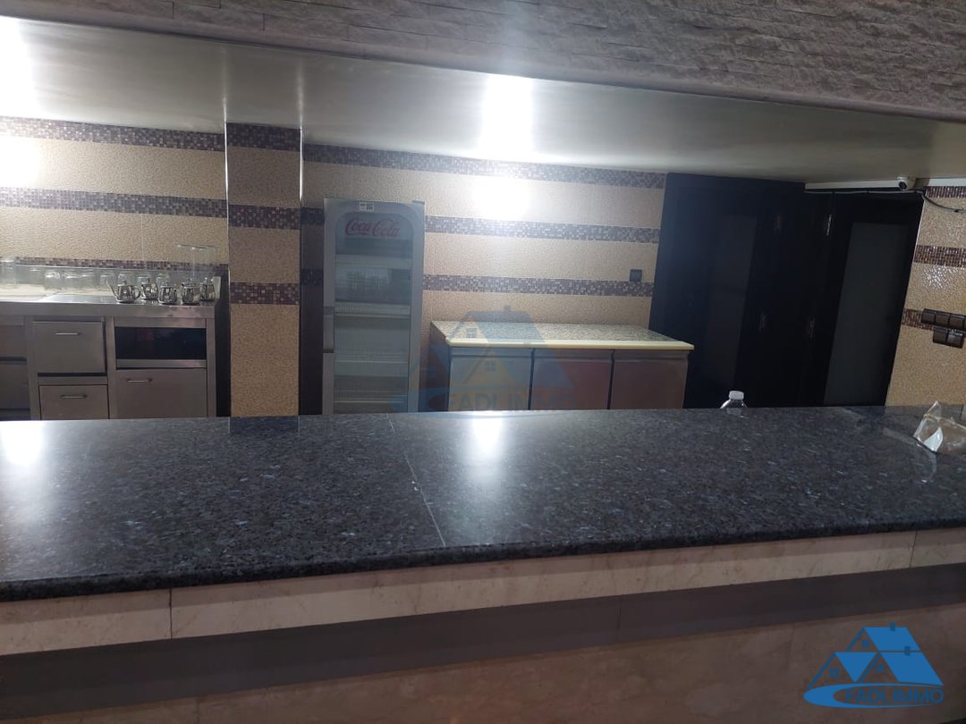 Maison à vendre avec terrasse et quatre étages - Photo 19