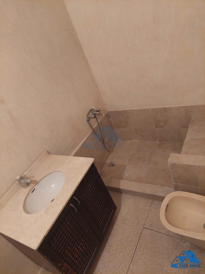 Apartment for sale with terrace - Photo 11