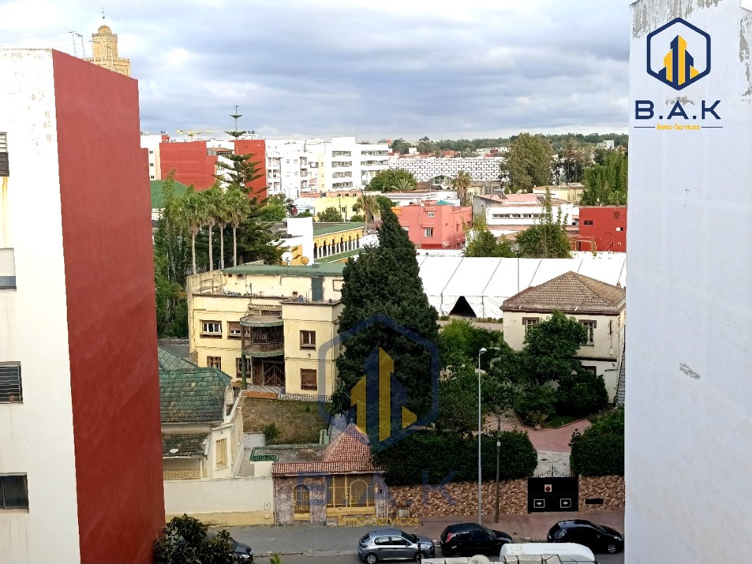 Apartment for rent with balcony - Photo 13