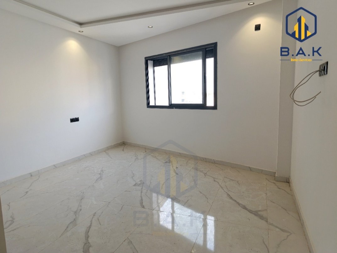 Apartment for rent with balcony - Photo 5