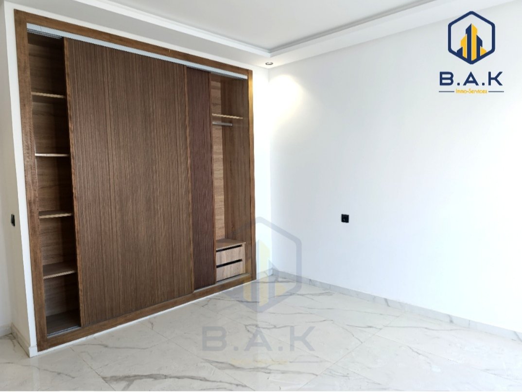 Apartment for rent with balcony - Photo 8