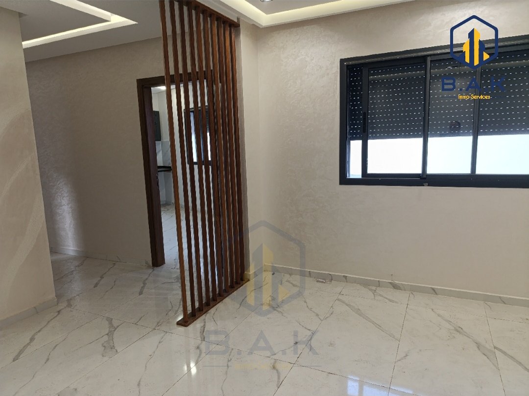 Apartment for rent with balcony - Photo 3