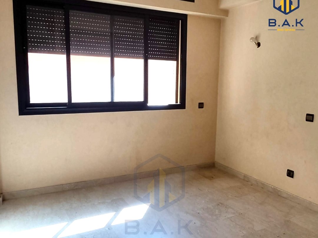 Apartment for sale with terrace - Photo 10