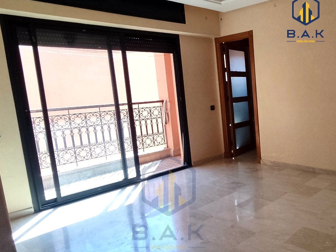 Apartment for sale with terrace - Photo 8