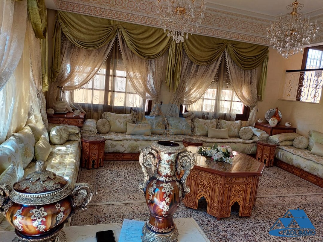 Villa for sale with terrace and three floors - Photo 15