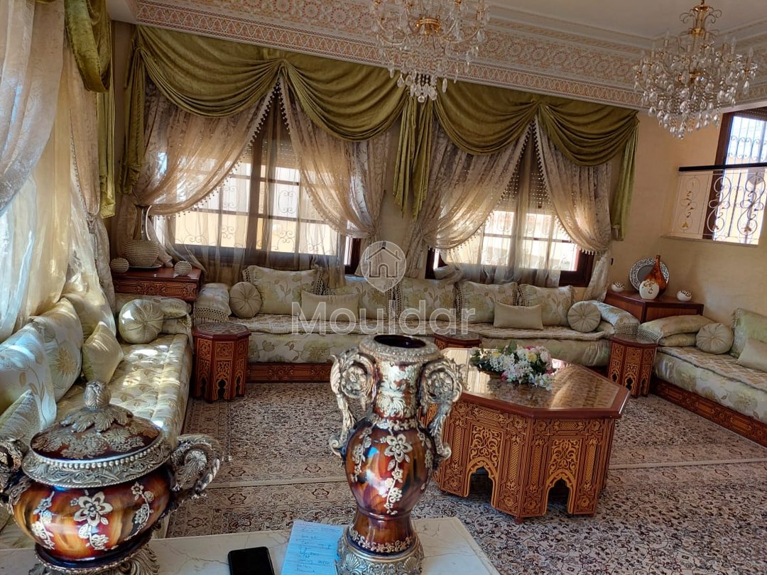 فيلا للبيع مع تراس و ثلاثة طوابق - Photo 15