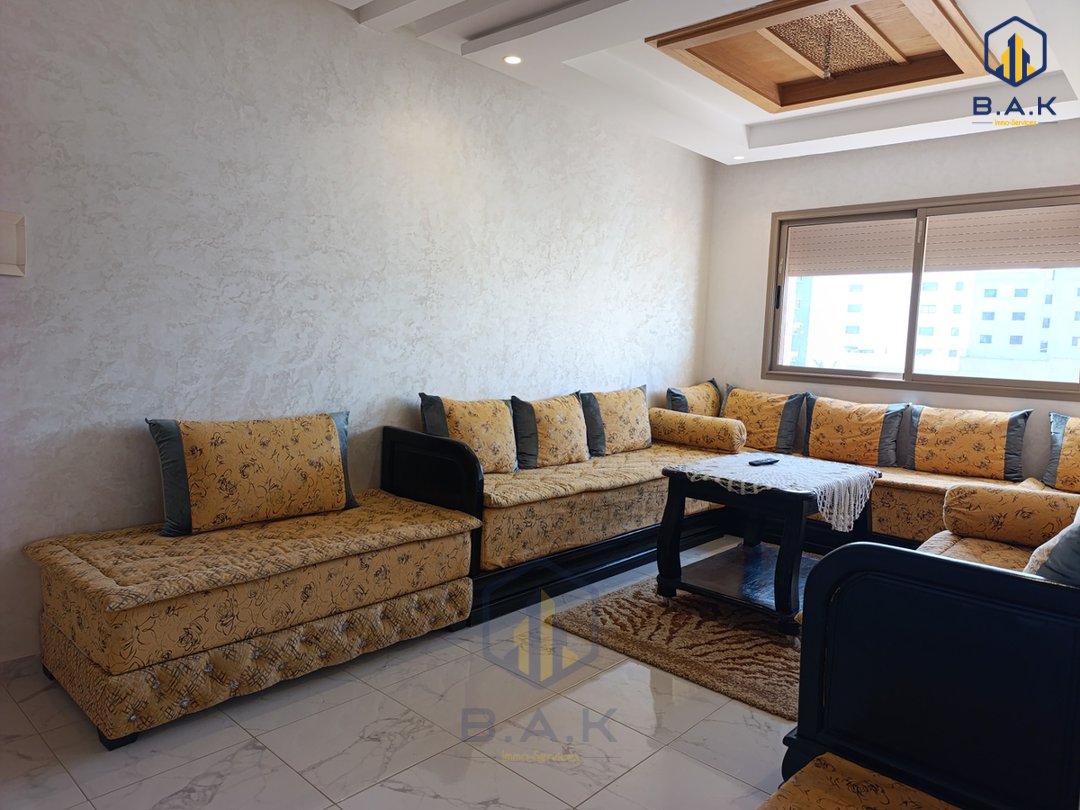 شقة للإيجار مع شرفة في الطابق الثالث - Photo 1