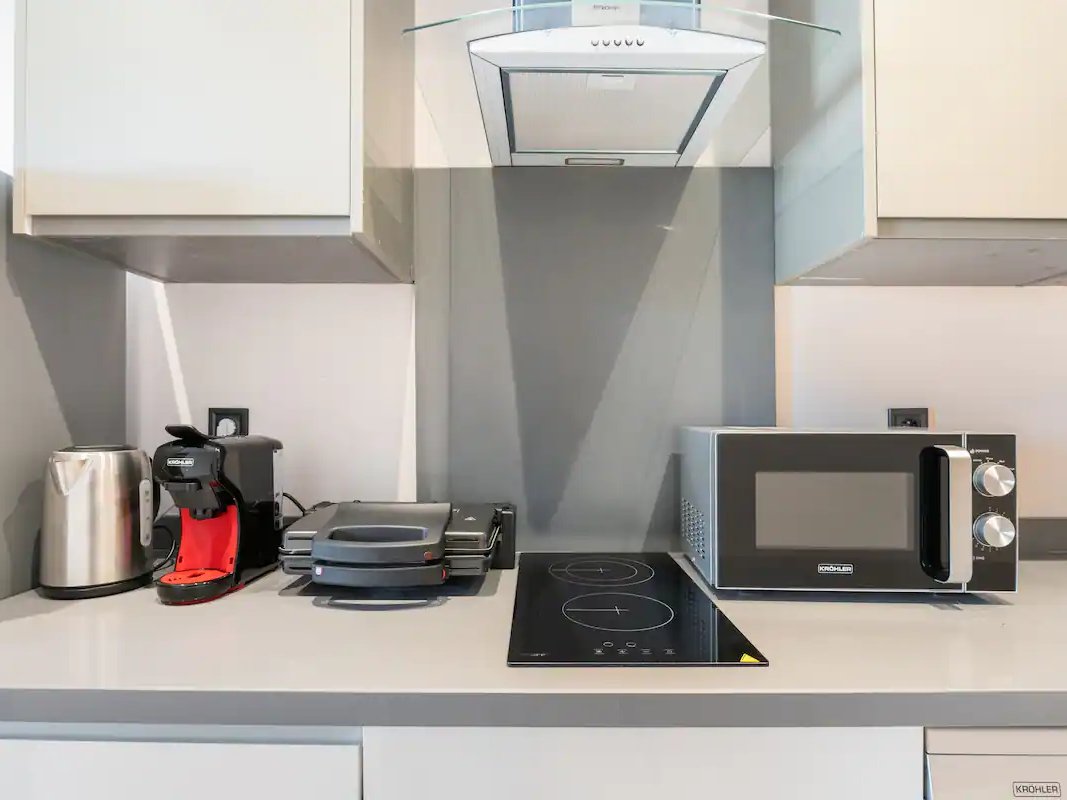 Apartment for rent with terrace - Photo 8