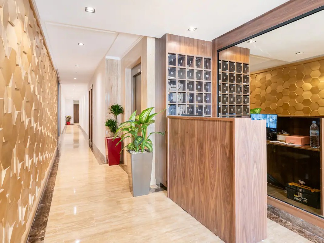 Apartment for rent with terrace - Photo 9