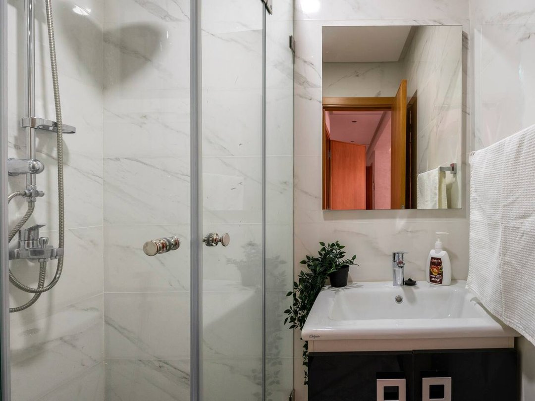 شقة للإيجار مع تراس في الطابق الأول - Photo 23