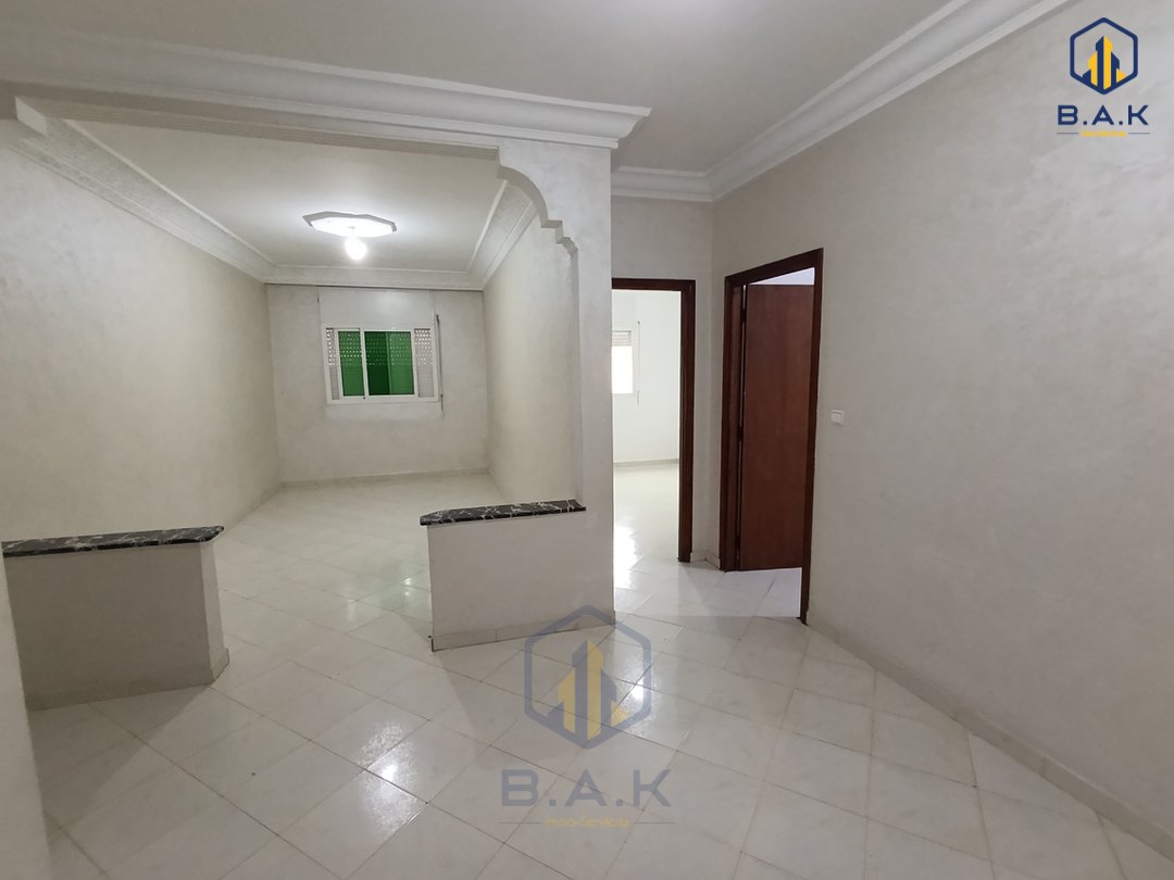 شقة للإيجار مع شرفة في الطابق الأول - Photo 1