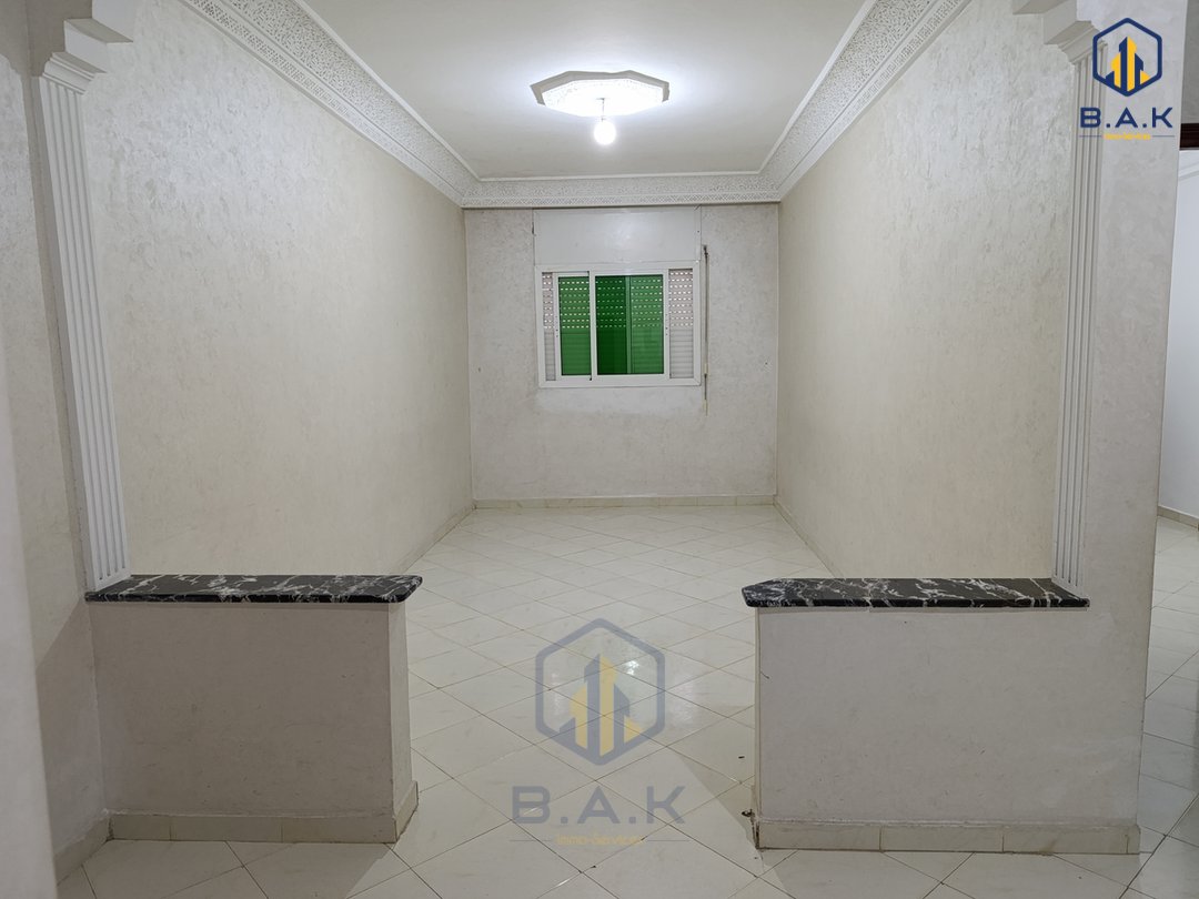 شقة للإيجار مع شرفة في الطابق الأول - Photo 2