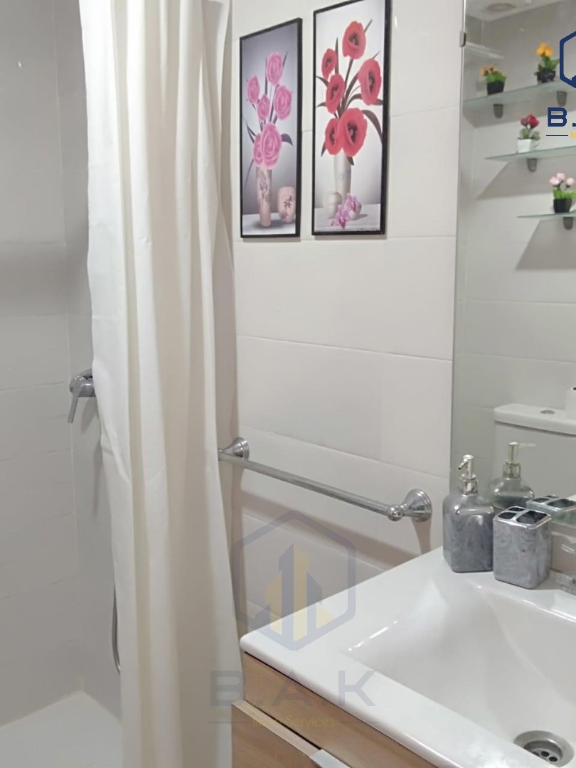 Apartment for rent with balcony - Photo 13