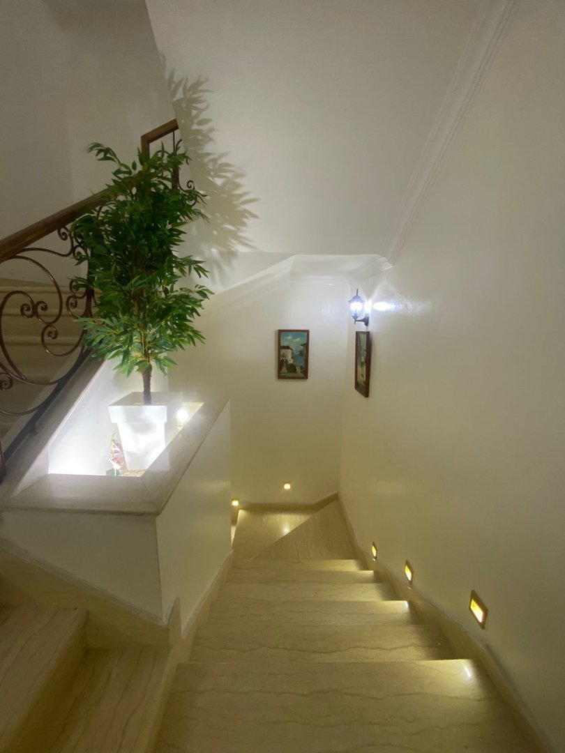 شقة للإيجار في الطابق الثاني - Photo 2