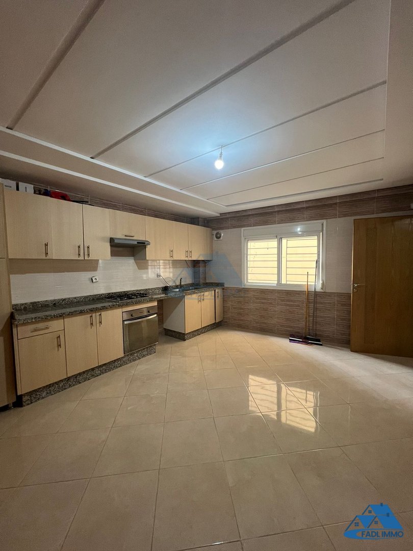 شقة للبيع مع شرفة في الطابق الثاني - Photo 4