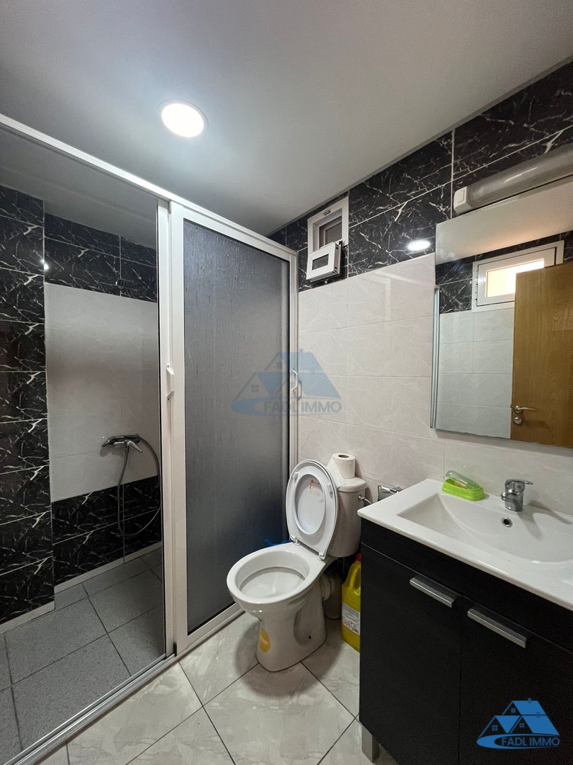 شقة للبيع مع شرفة في الطابق الثاني - Photo 13