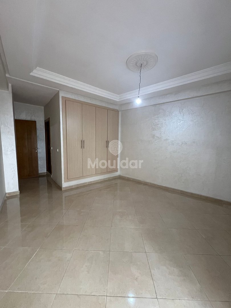 Apartment for sale with balcony - Photo 7