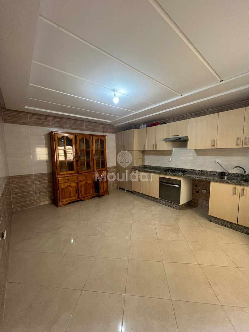 Apartment for sale with balcony - Photo 3