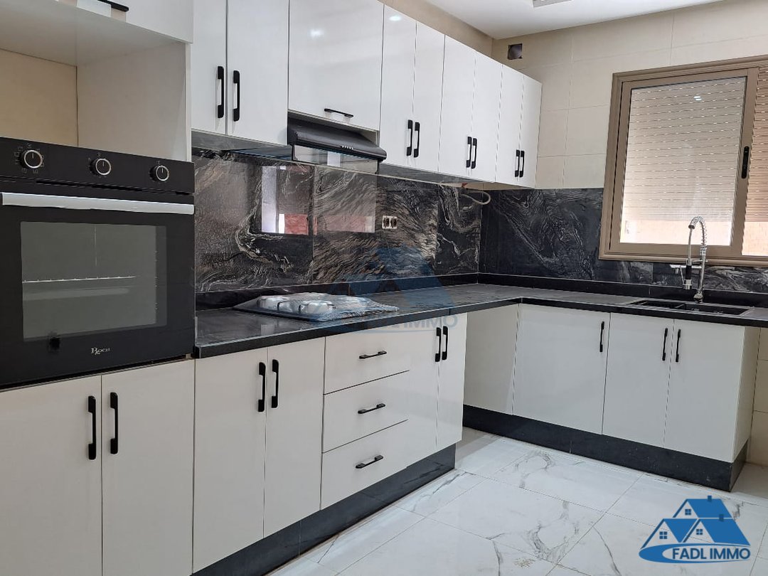 Appartement à vendre au troisième étage - Photo 2