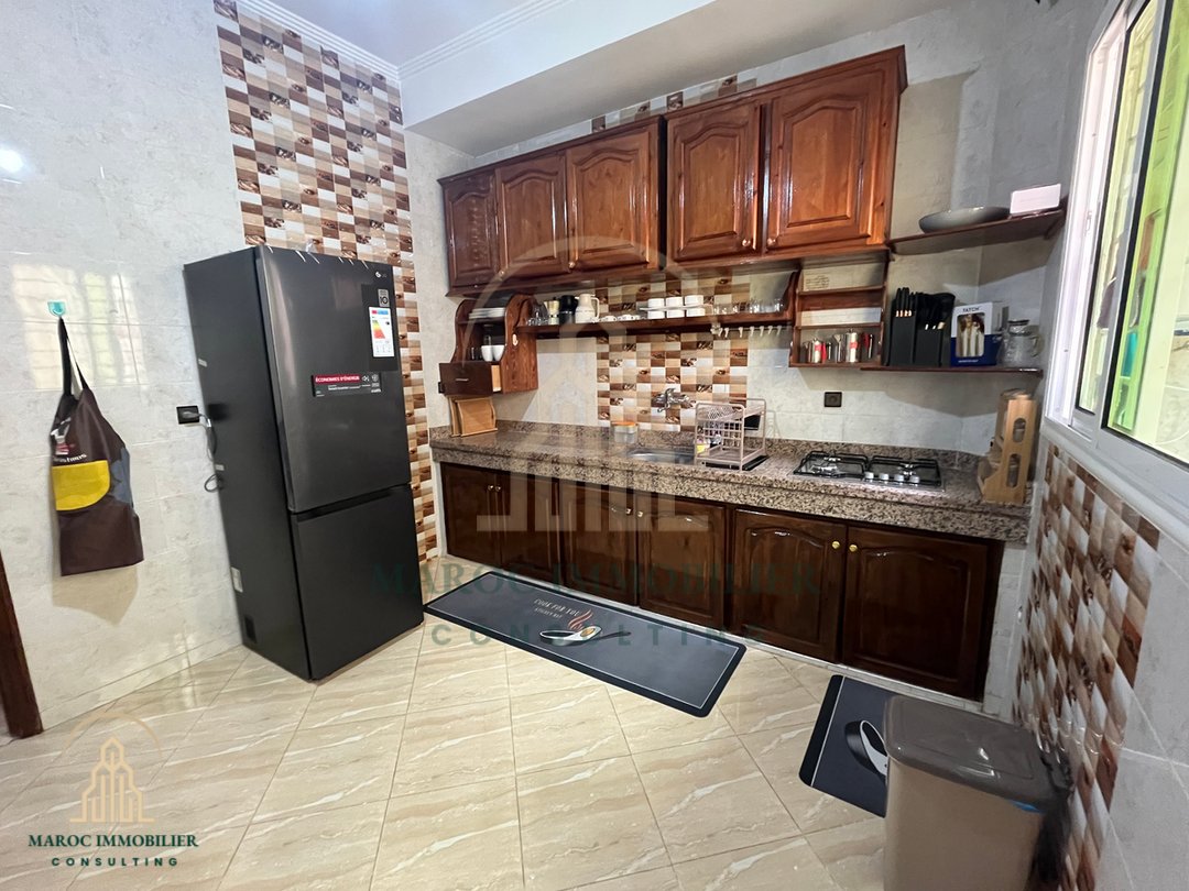 Apartamento en alquiler con balcón en el primer piso - Photo 4