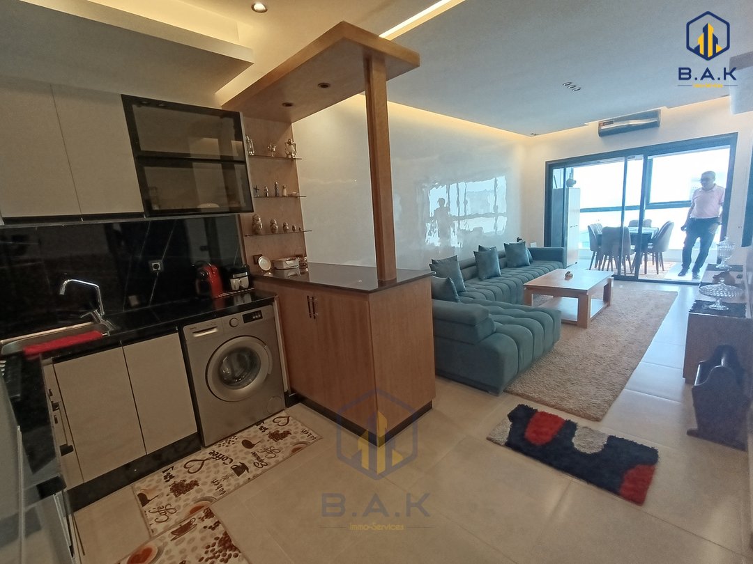 Apartment for rent with terrace - Photo 3