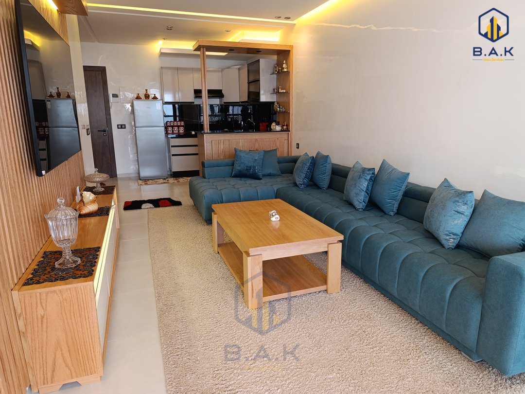 Apartment for rent with terrace - Photo 1