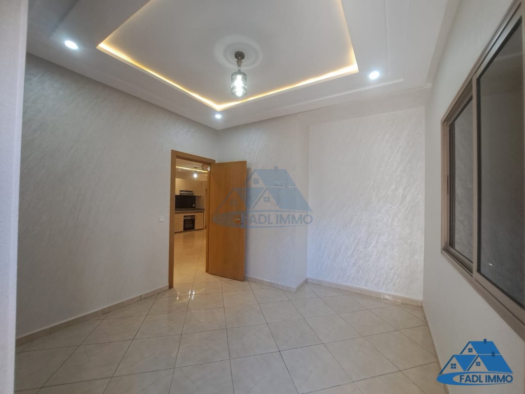 Apartment for sale with balcony - Photo 11
