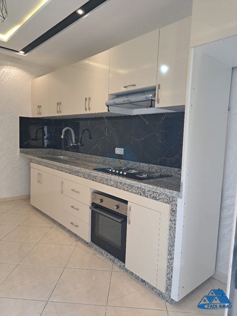 Apartment for sale with balcony - Photo 3