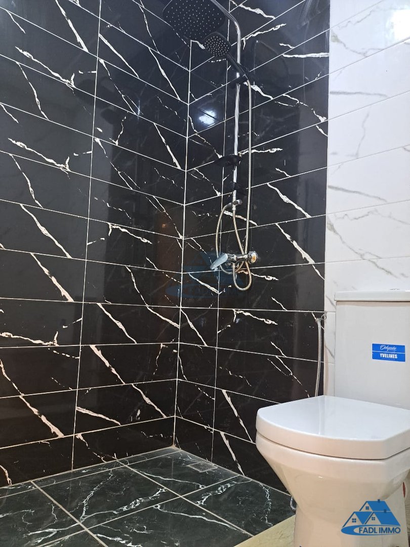 Apartment for sale with balcony - Photo 7