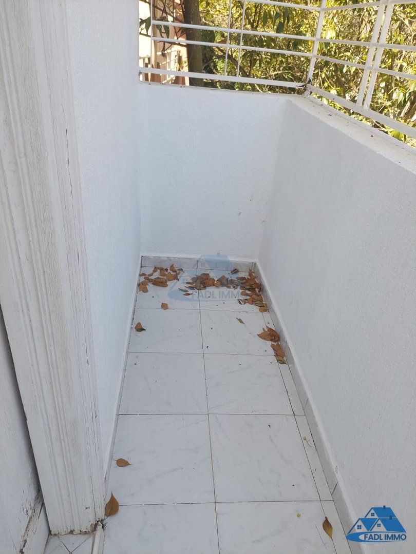 Villa for sale with terrace and three floors - Photo 19