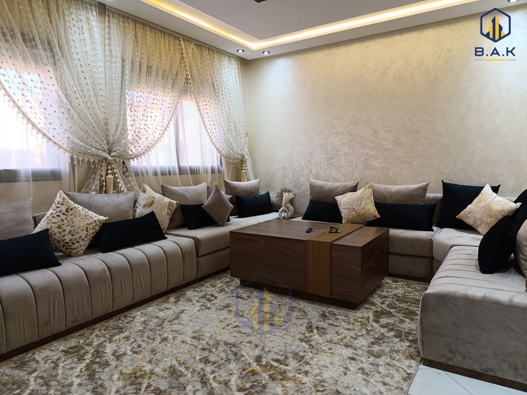 Apartment for rent with balcony - Photo 1