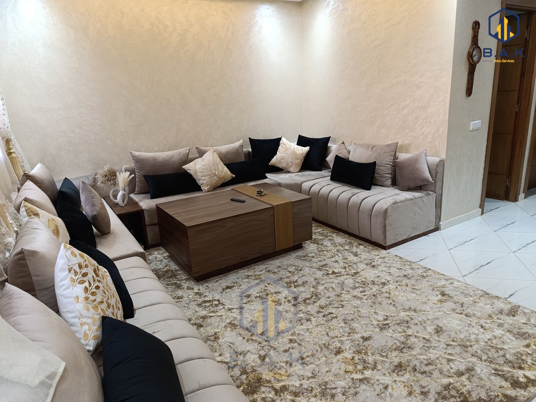 Apartment for rent with balcony - Photo 2