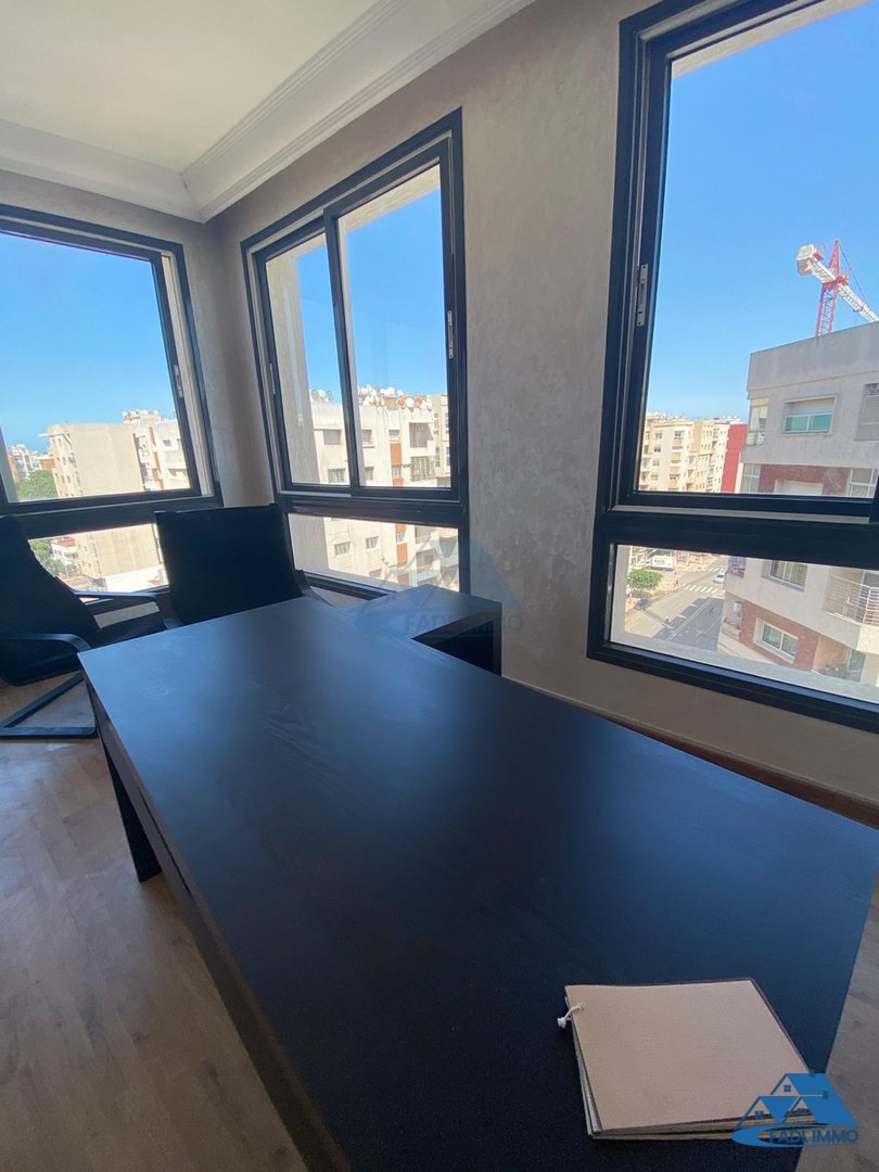 Bureau à vendre avec parking au neuvième étage - Photo 2