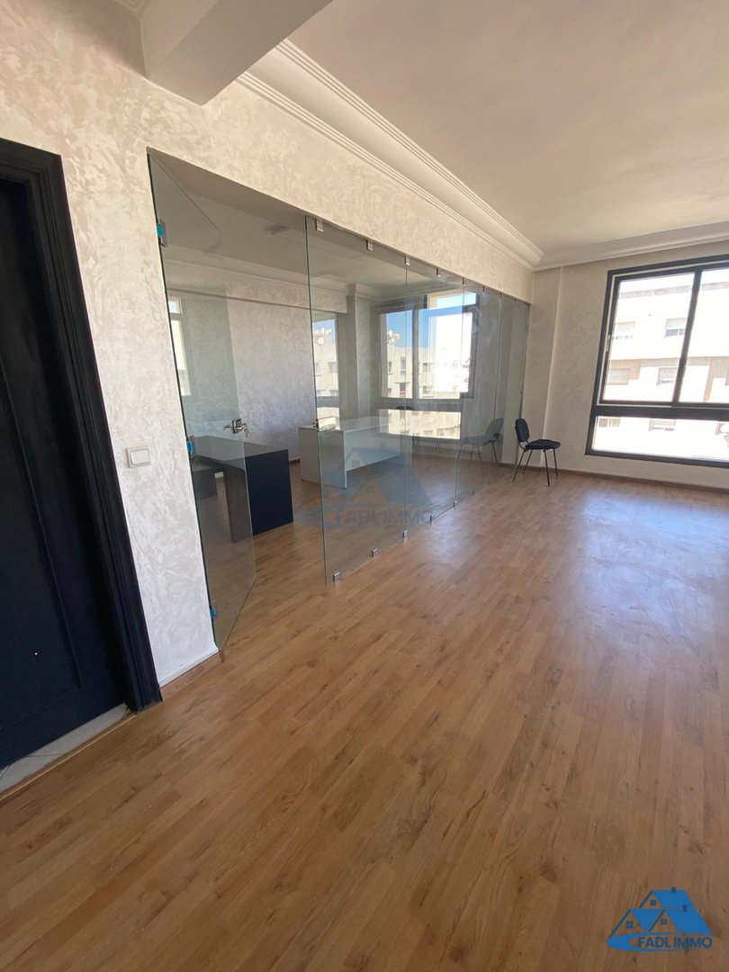 Bureau à vendre avec parking au neuvième étage - Photo 10