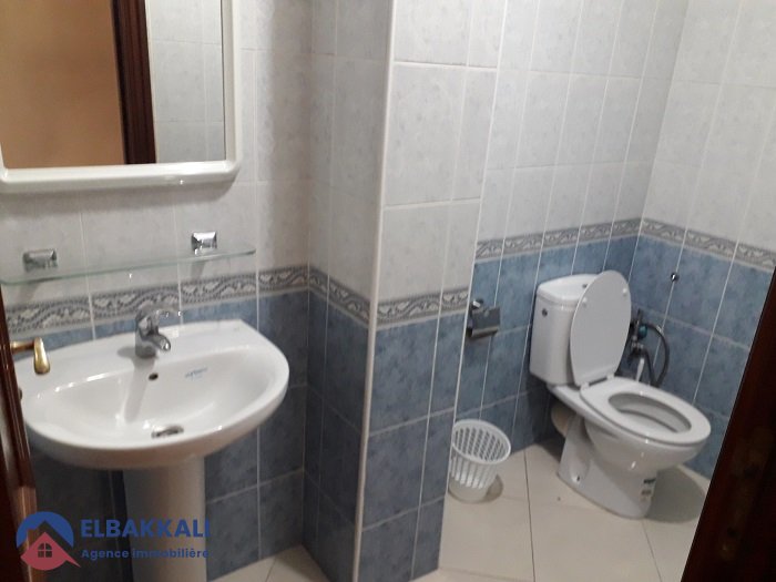 شقة للإيجار مع مسبح في الطابق الثالث - Photo 16