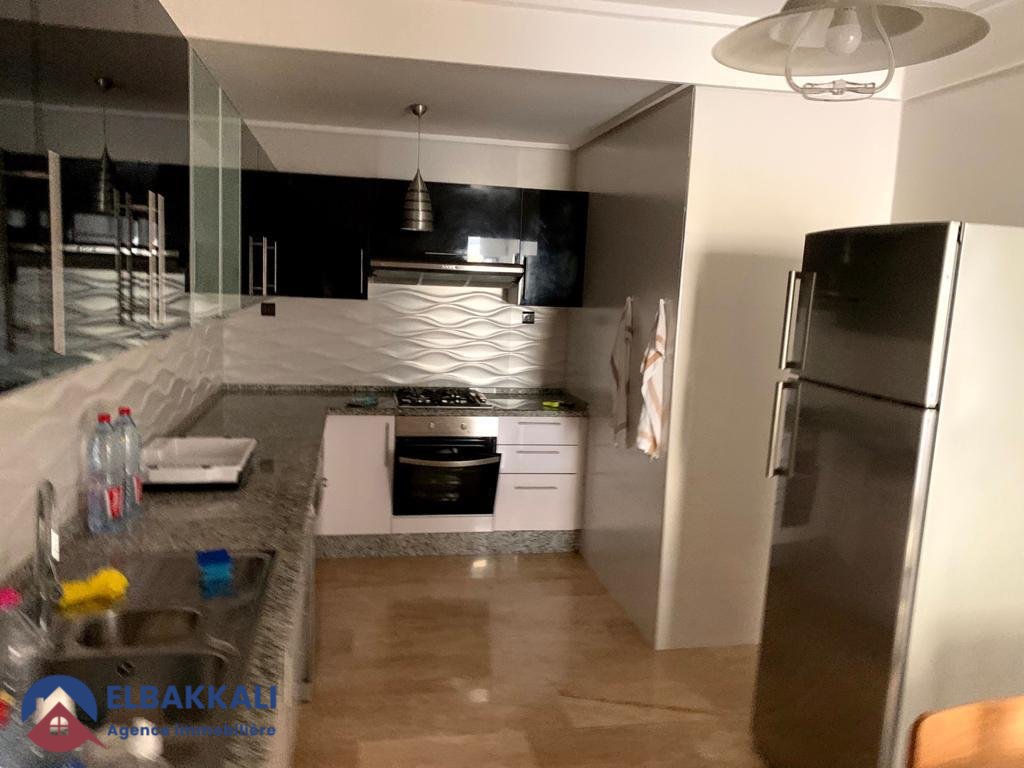 Apartamento en alquiler con balcón en el segundo piso - Photo 13