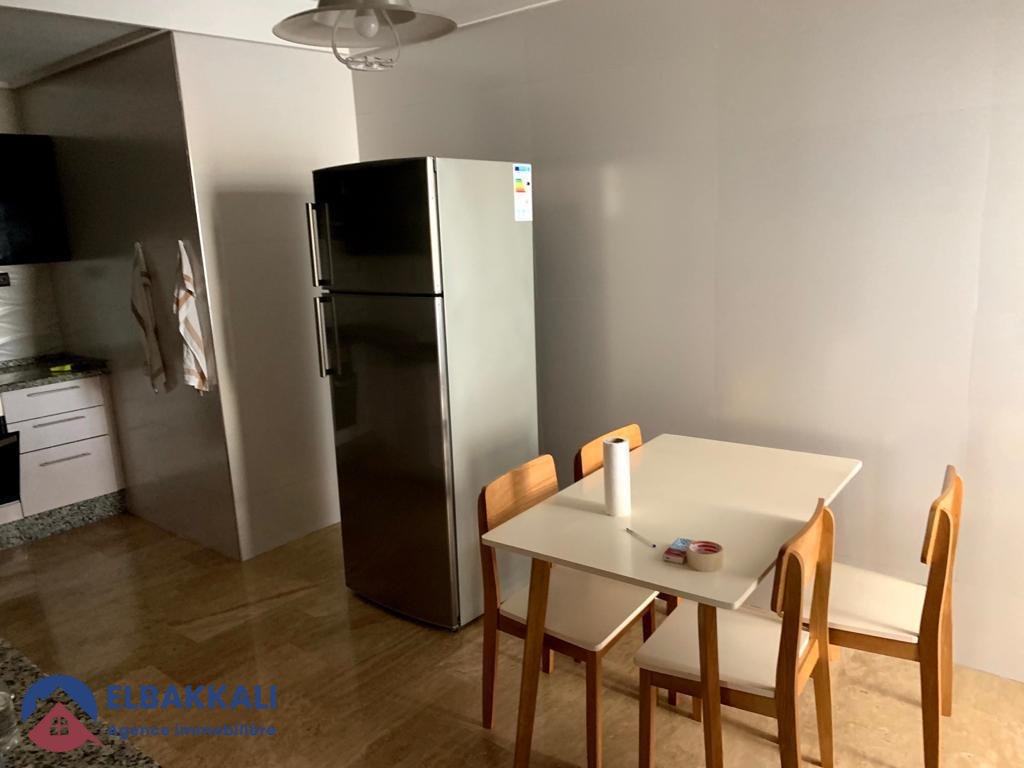 Apartamento en alquiler con balcón en el segundo piso - Photo 14