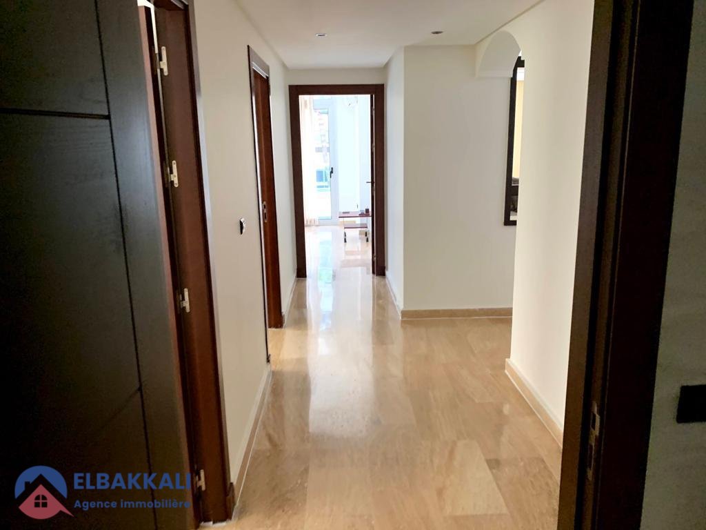 Apartamento en alquiler con balcón en el segundo piso - Photo 15