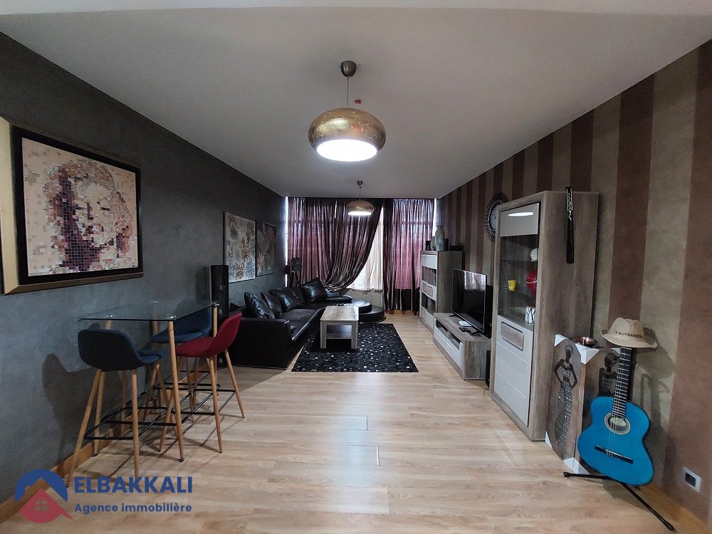 شقة للإيجار مع موقف سيارات - Photo 8