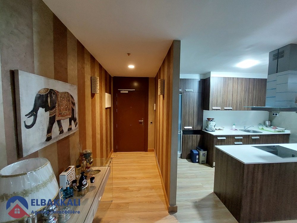 شقة للإيجار مع موقف سيارات - Photo 17