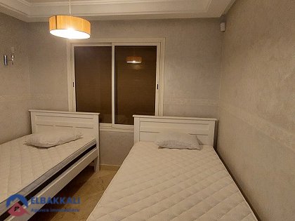 فيلا للإيجار مع مسبح و ثلاثة طوابق - Photo 10