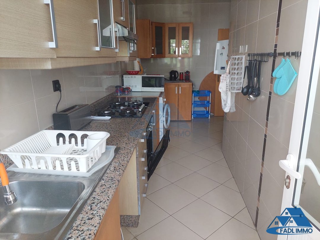 Apartment for rent with terrace - Photo 18