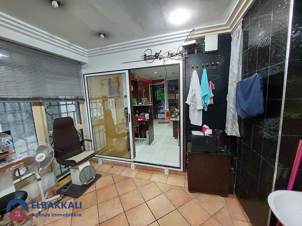 Commercial property for sale - Photo 1