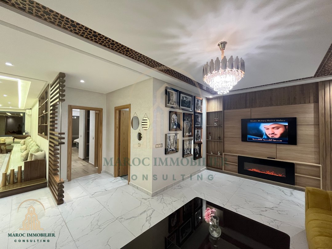 Apartamento en alquiler con terraza - Photo 2