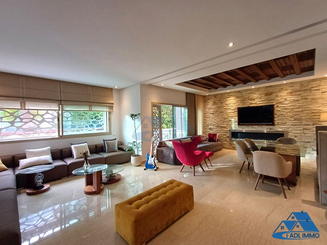 Apartment for sale with terrace - Photo 2