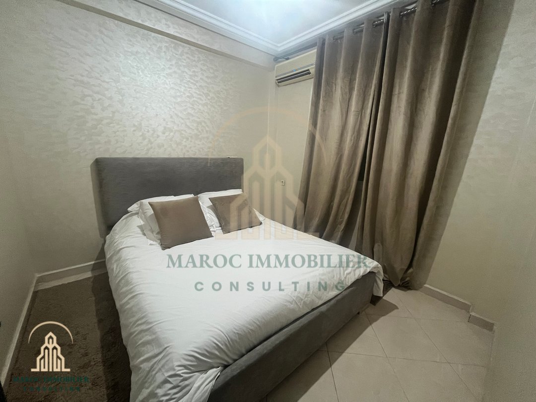 Apartamento en alquiler con balcón en el primer piso - Photo 1