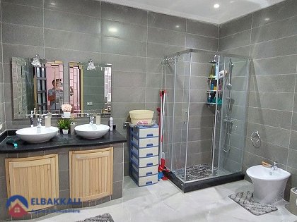 House for sale with terrace - Photo 9