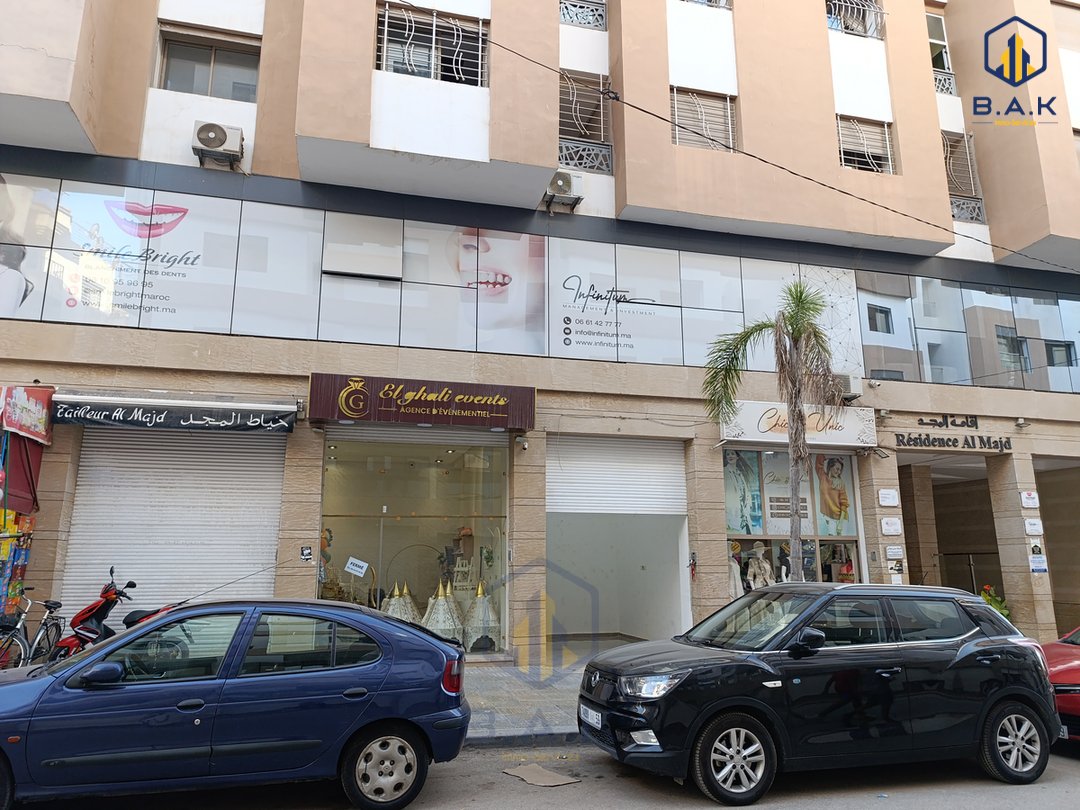 محل تجاري للإيجار - Photo 1