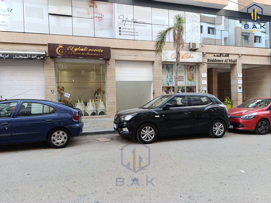 محل تجاري للإيجار - Photo 2