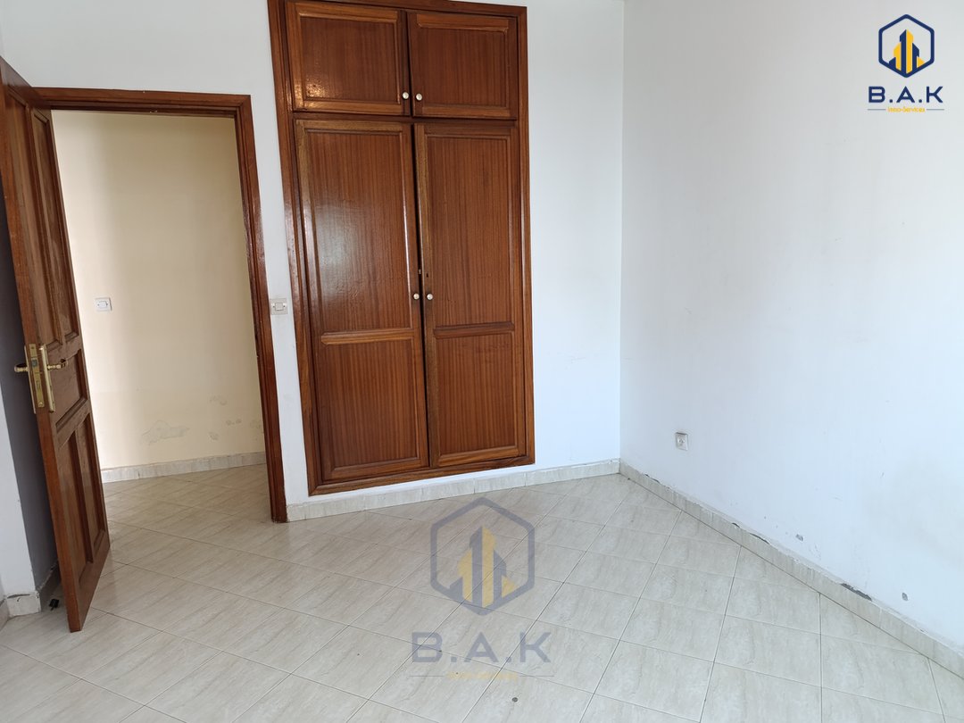 شقة للبيع مع شرفة في الطابق الثالث - Photo 8